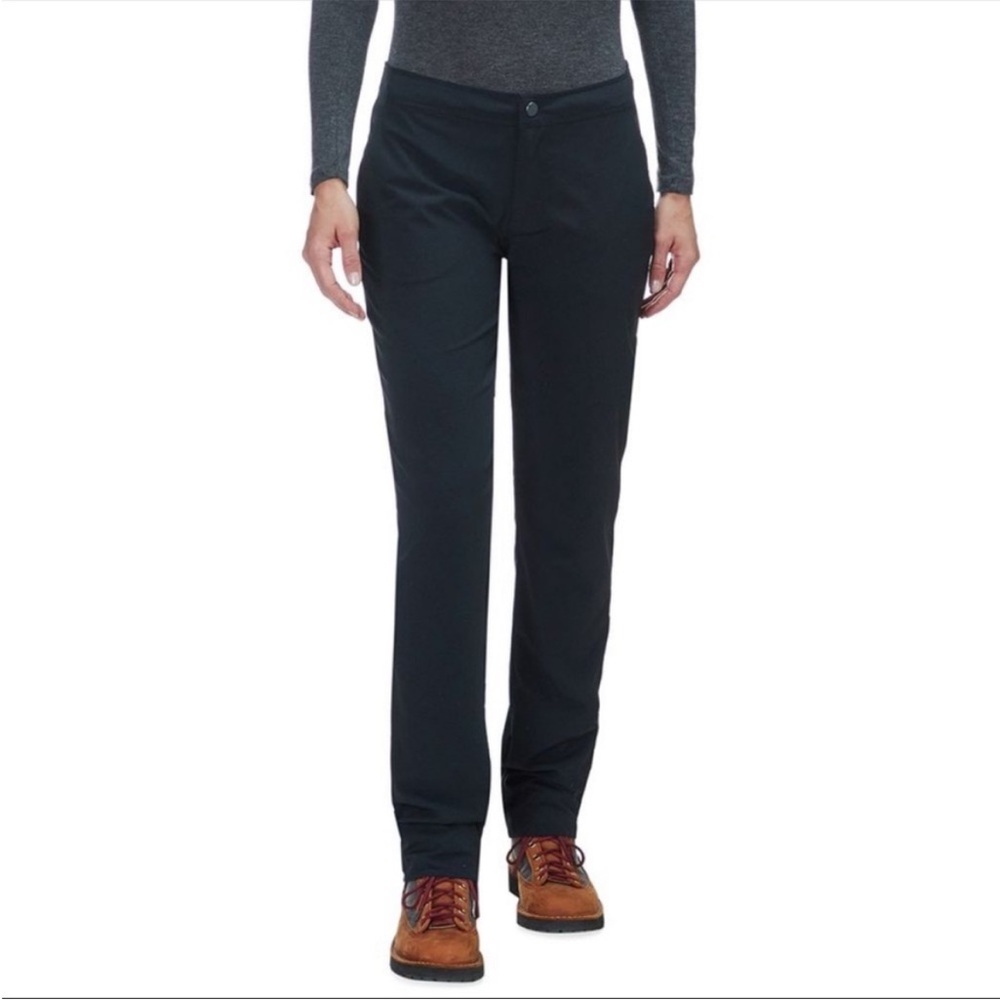 Mountain Hardwear Women’s Hiking Pants  Lastrada Tech in Black‎